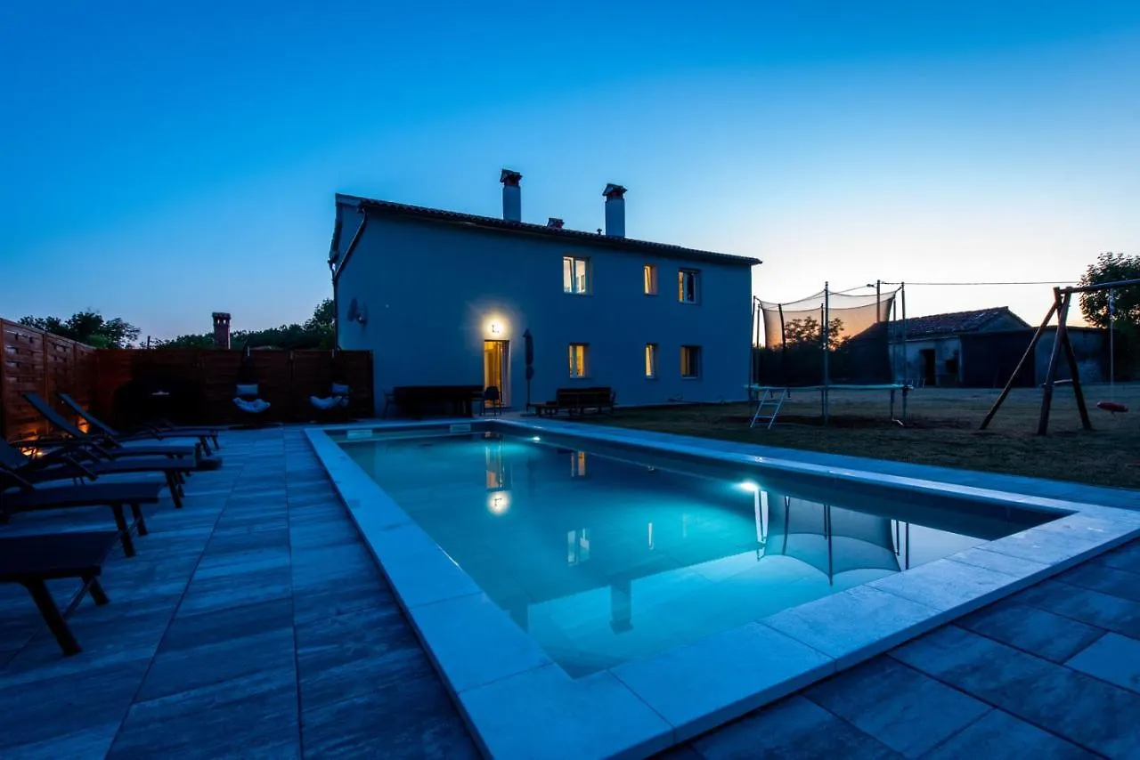 Villa Slivari Nedescina 0*,