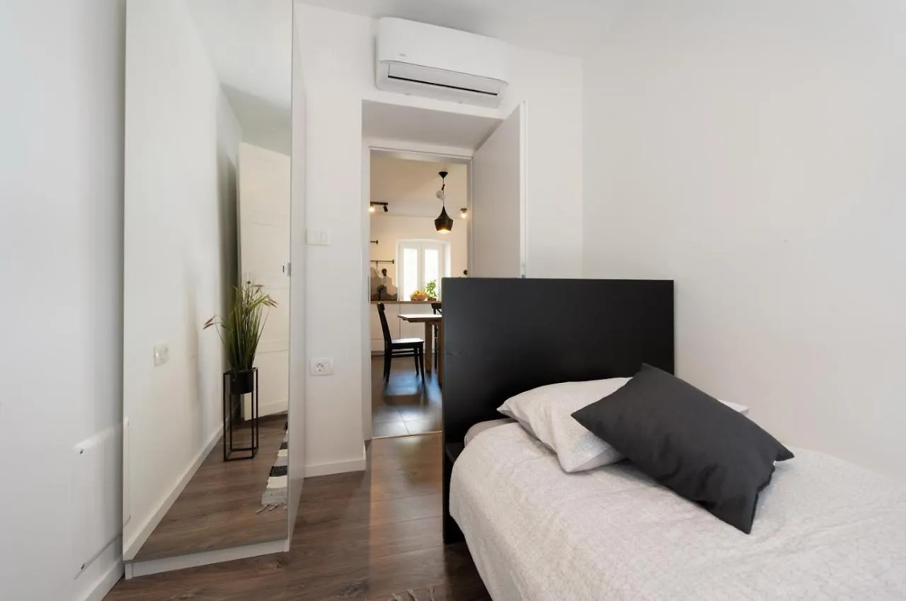 Holiday home Villa Slivari Nedescina