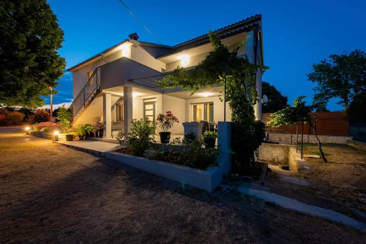 Villa Slivari Nedescina 0*,  Croatia